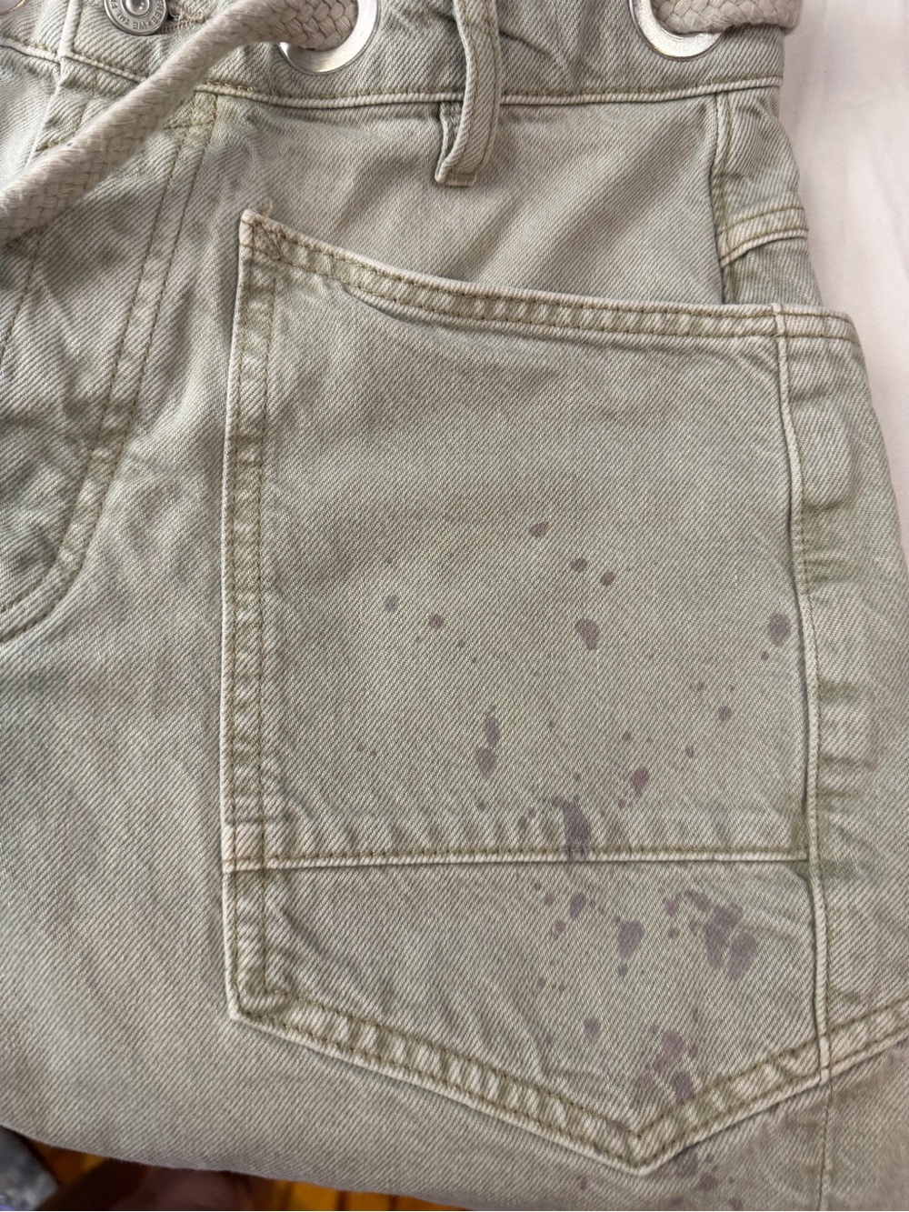 FREE PEOPLE WE THE FREE Moxie Low Slung Pull on Barrel Jeans Jetty Splatter 25 - Picture 5 of 13